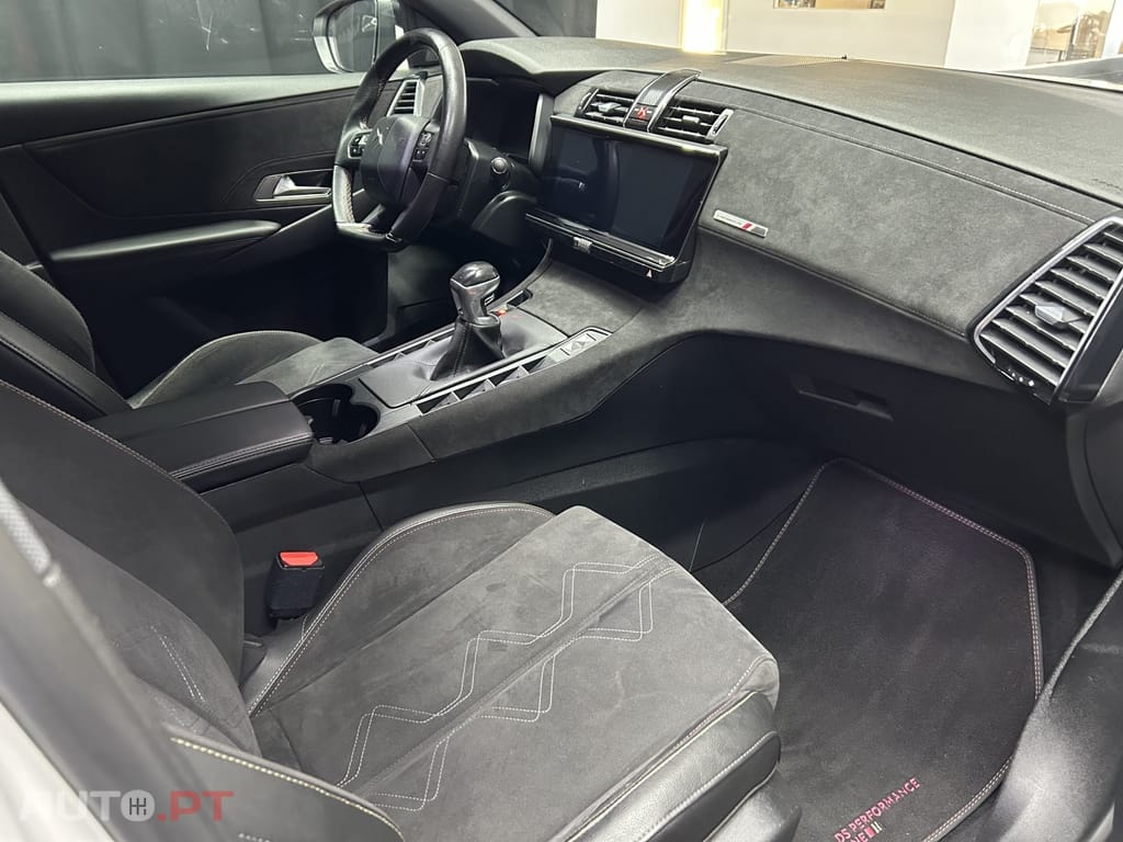 DS DS7 Crossback 1.2 PureTech Performance