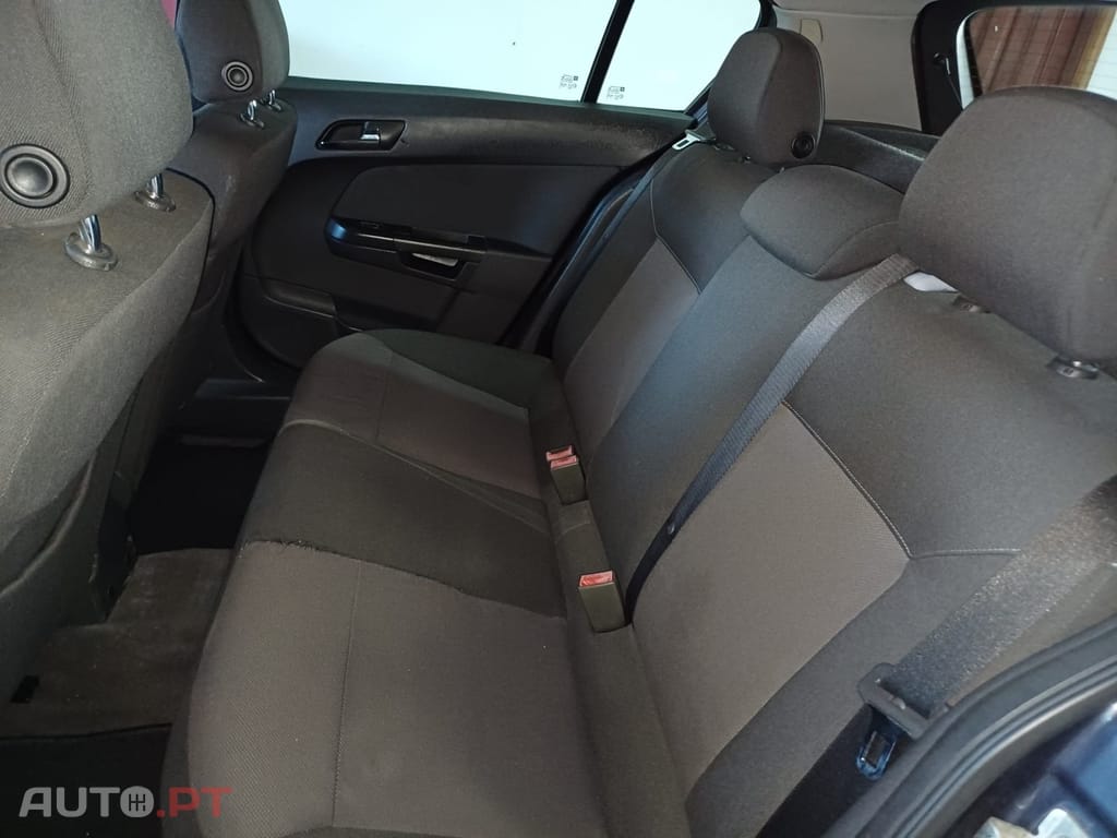Opel Astra 1.3 CDTi Enjoy EcoFLEX