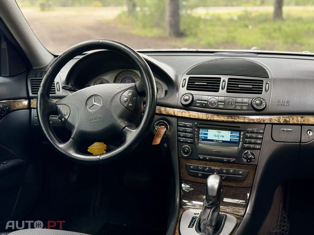Mercedes-Benz E 270 CDI STATION ADVANTGARDE