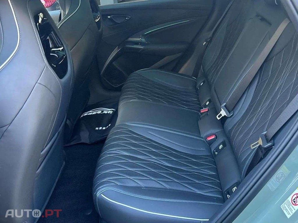 BYD Seal  Excellence AWD