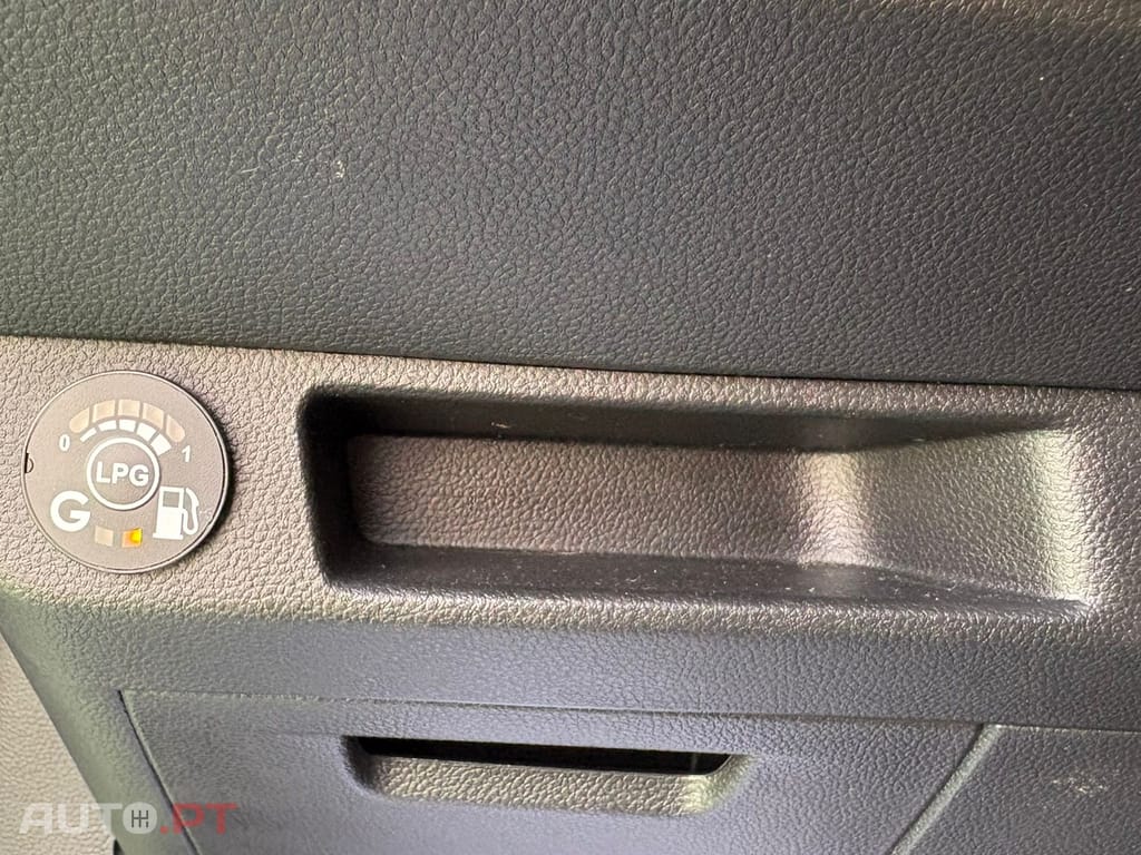 Renault Clio 1.0 TCe Bi-Fuel