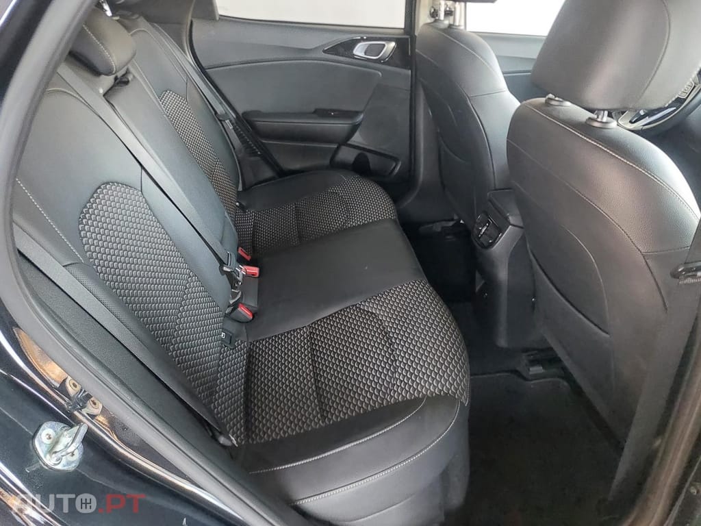 Kia Xceed 1.6 GDi PHEV Drive