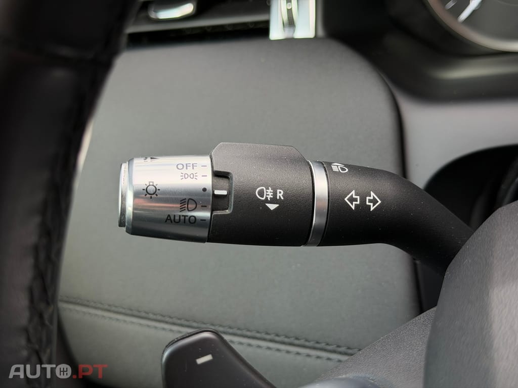 Land Rover Discovery Sport P300e Dynamic SE