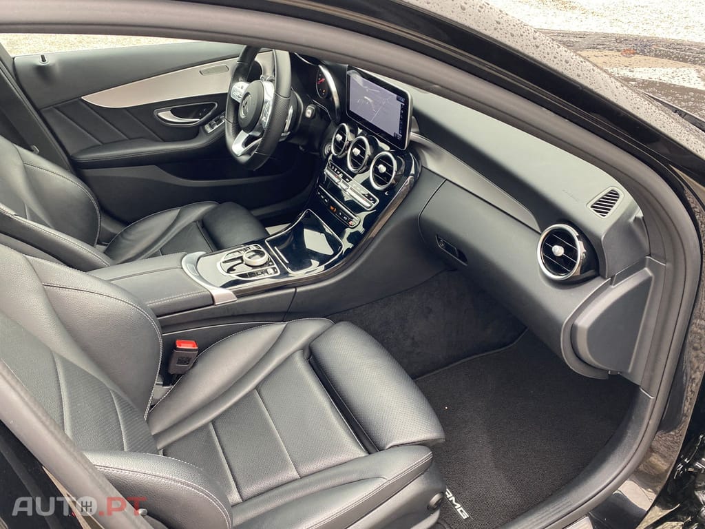 Mercedes-Benz C 220 d AMG Line