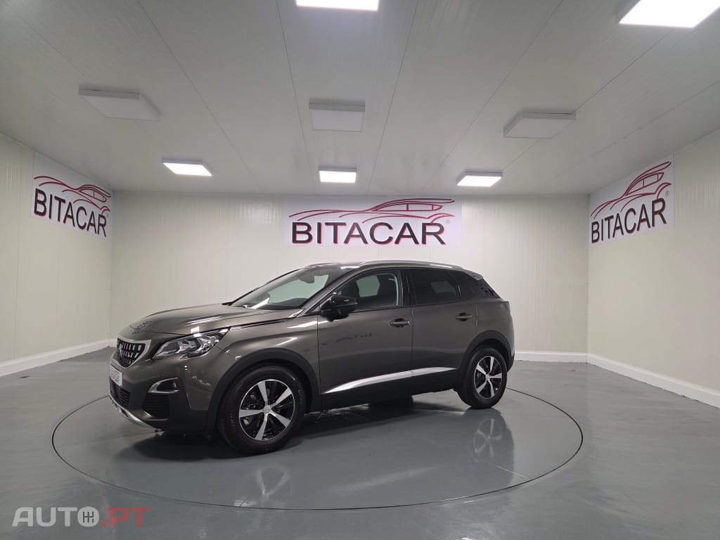 Peugeot 3008 1.5 BlueHDi Active