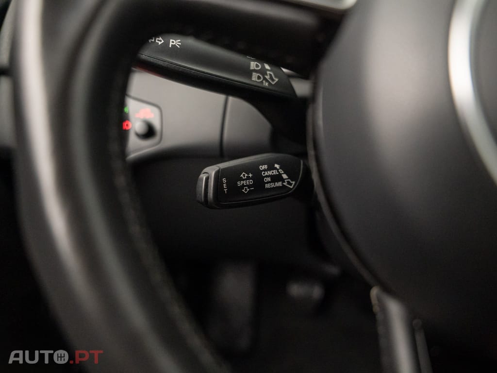 Audi A4 Avant 2.0 TDi S-line
