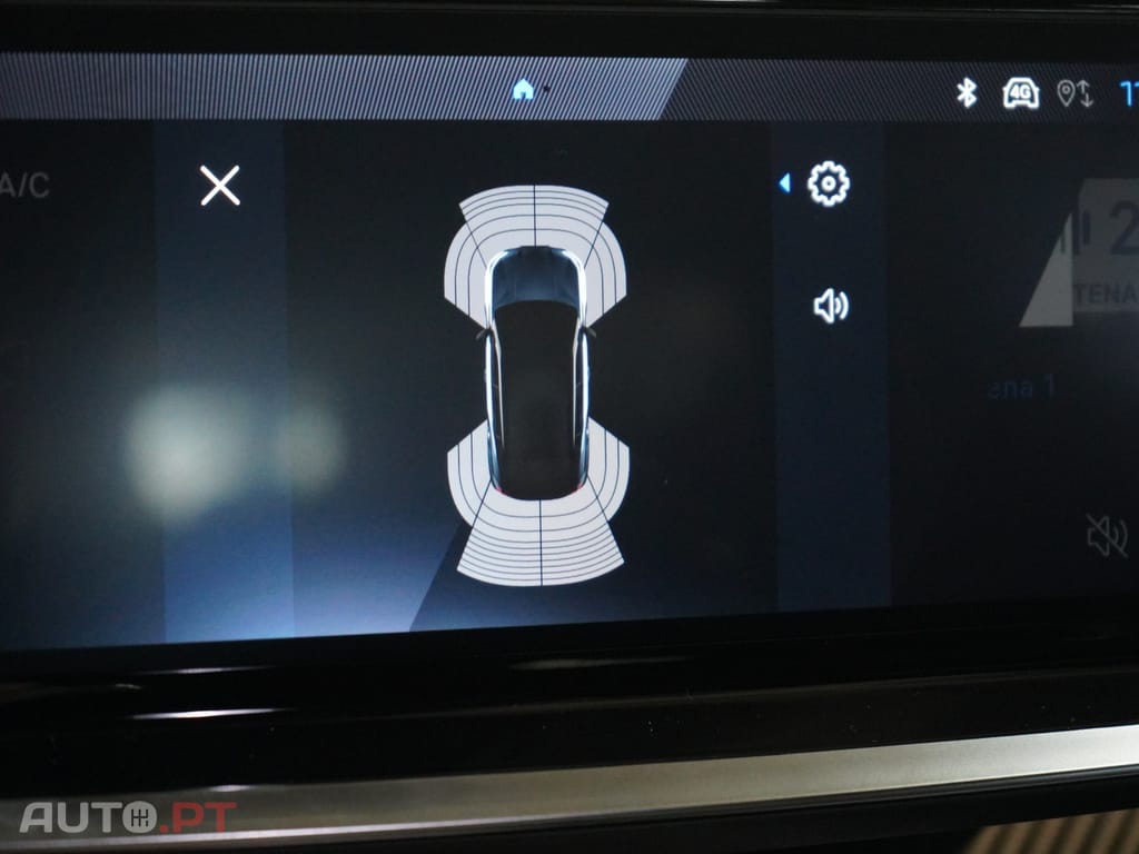 Peugeot 2008 1.2 Hybrid Allure e-DCS6
