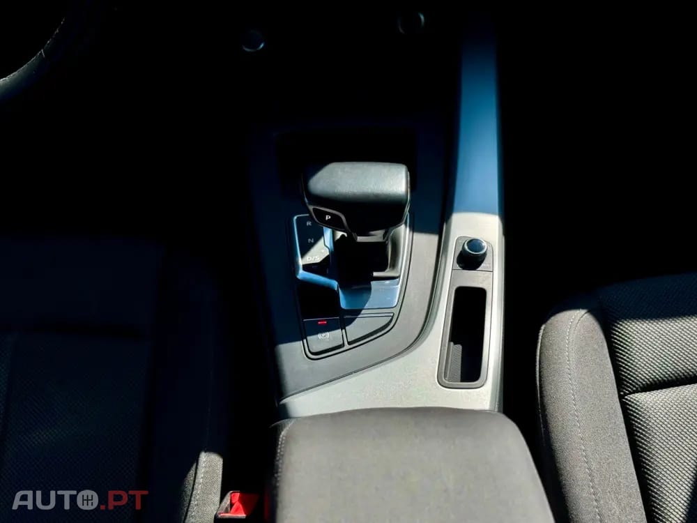 Audi A4 2.0 TDI multitronic Business Line