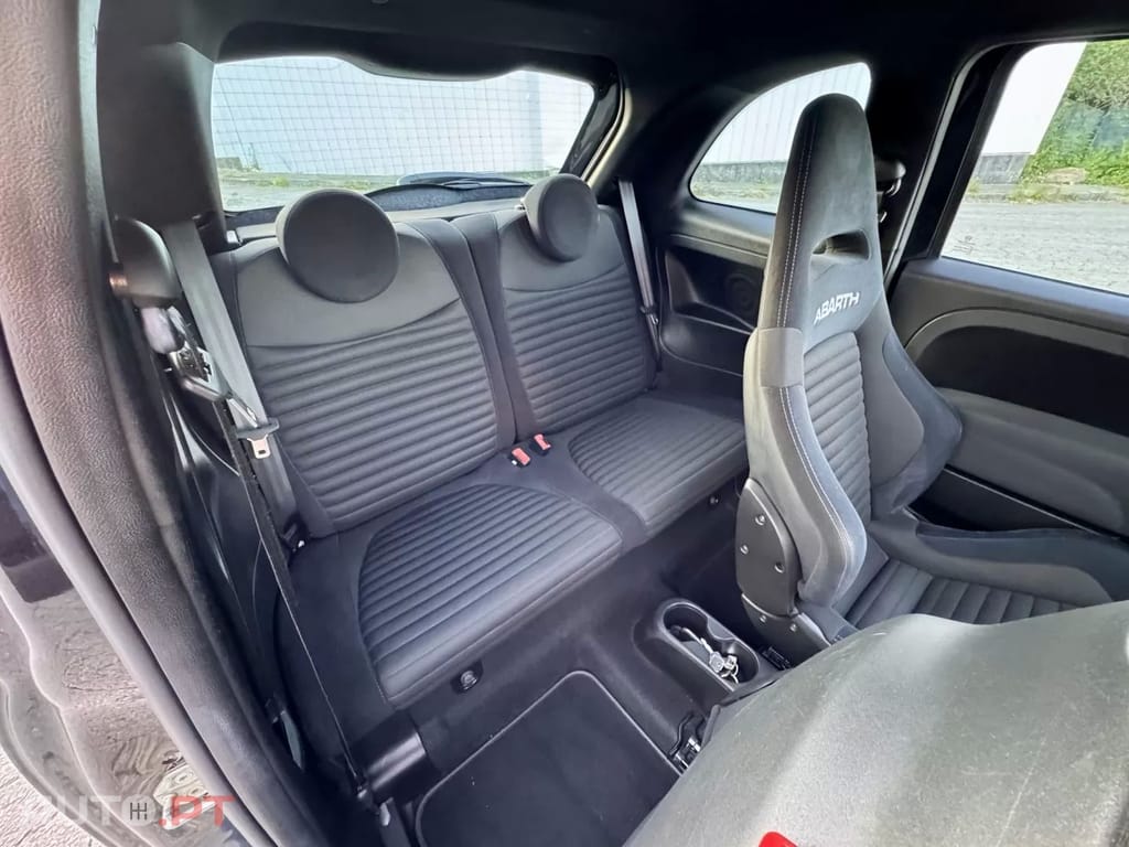 Abarth 595 1.4 T-Jet Competizione MTA