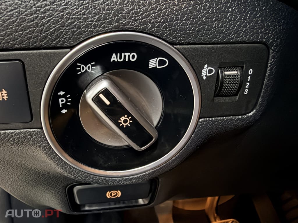 Mercedes-Benz GLA 180 CDi Style