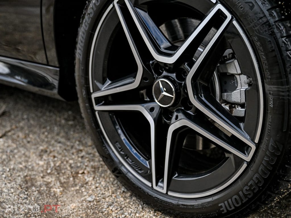 Mercedes-Benz CLA 250 e AMG Line