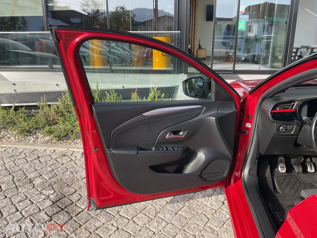 Opel Corsa 1.2 T Business Edition