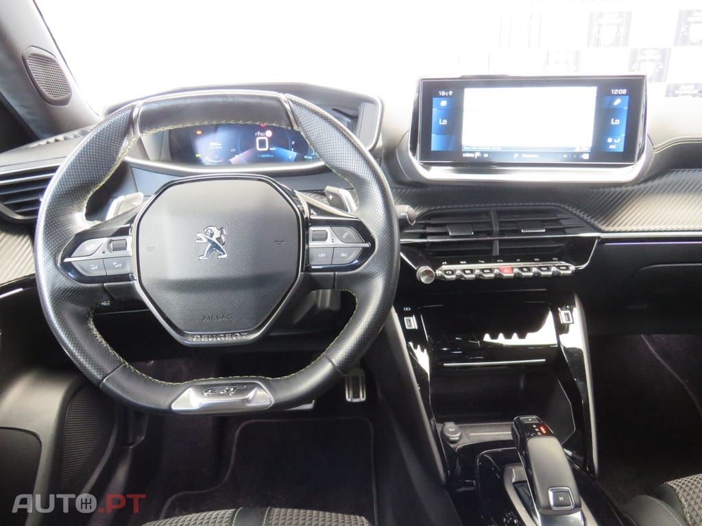 Peugeot 2008 1.5 BlueHDi GT EAT8