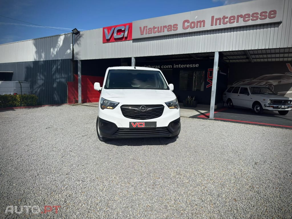 Opel Combo 1.5 CDTI 3 LUG. LONGA ENJOY