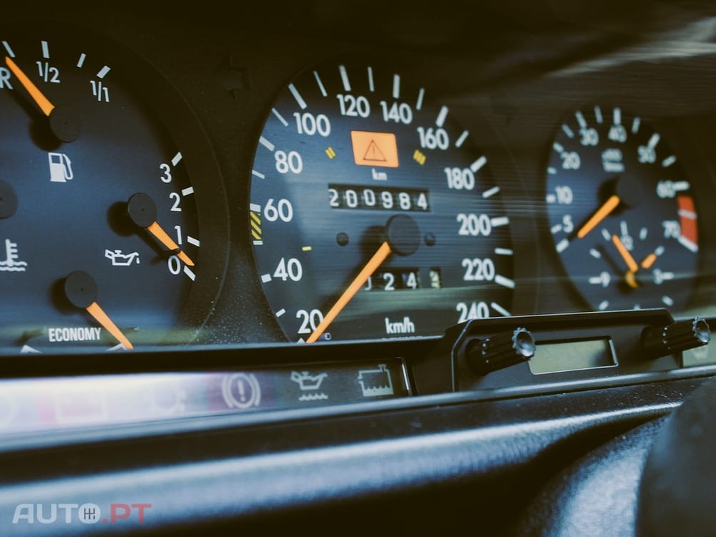 Mercedes-Benz 190 E 2.6