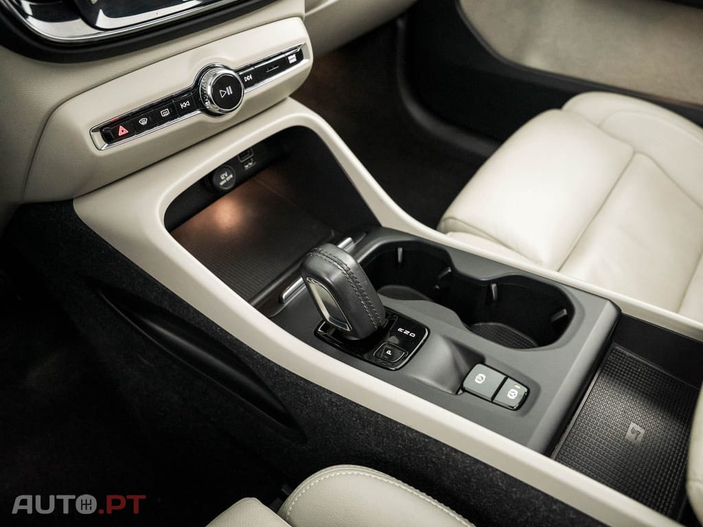 Volvo XC40 1.5 T5 PHEV R-Design