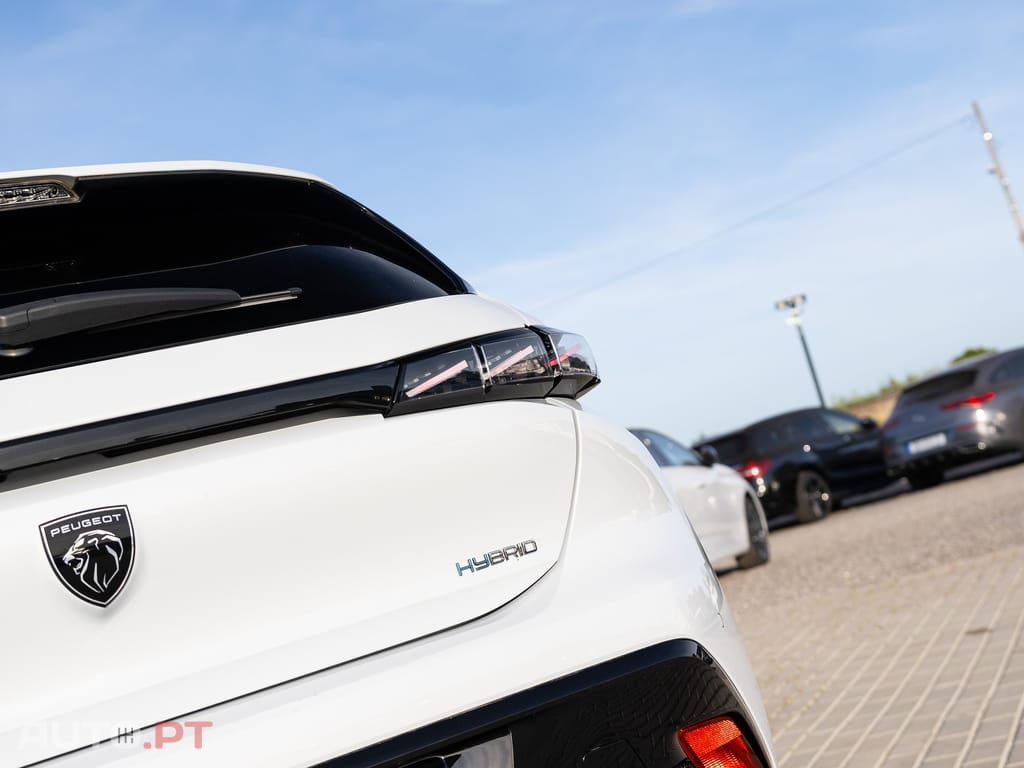 Peugeot 308 1.6 Hybrid GT e-EAT8