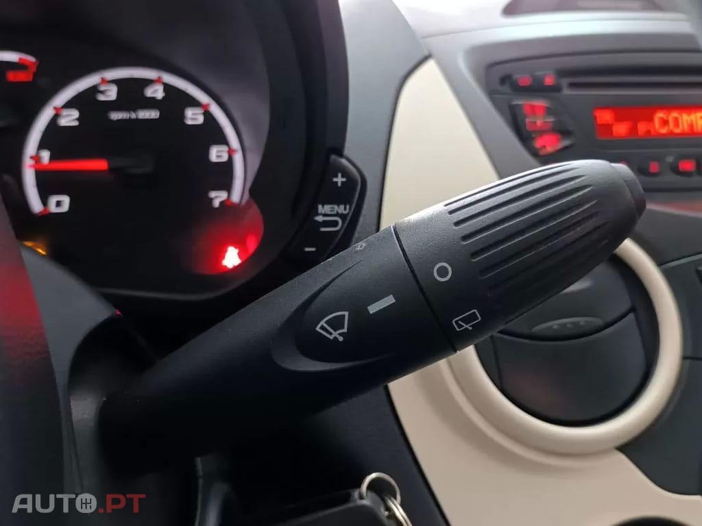 Ford KA 1.2 Titanium X