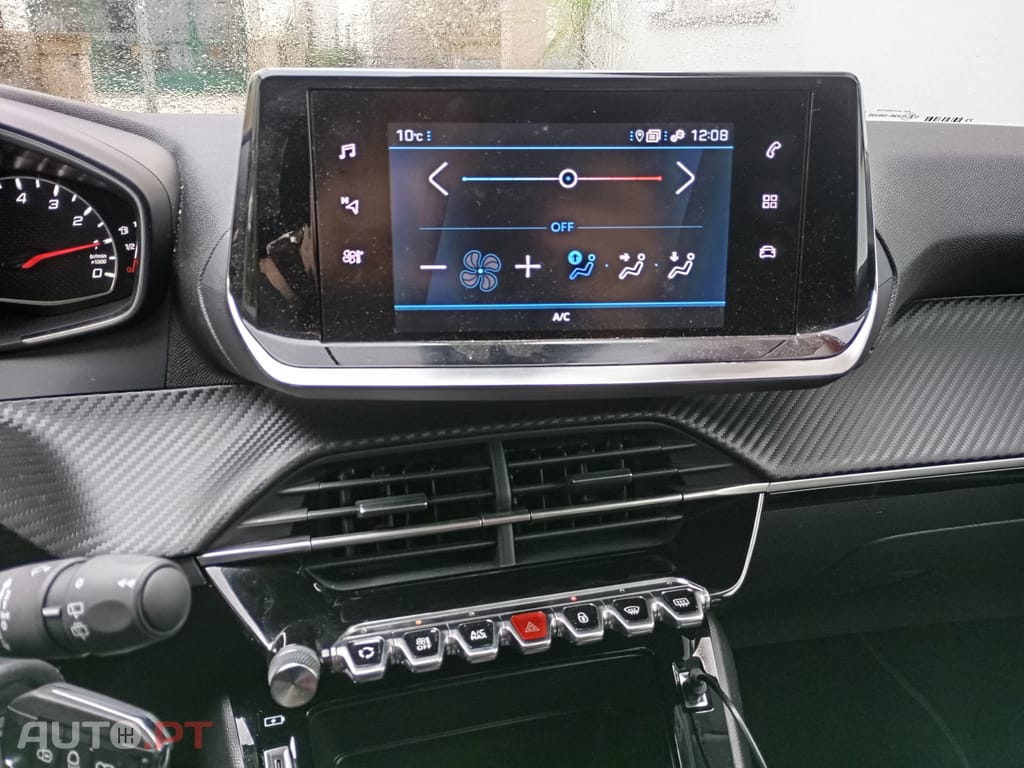 Peugeot 208 1.2 Puretech 101 CV versão Style