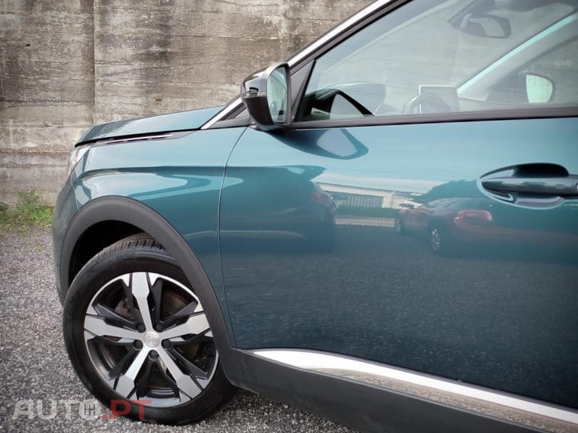 Peugeot 5008 1.2 PureTech Allure Grip Control