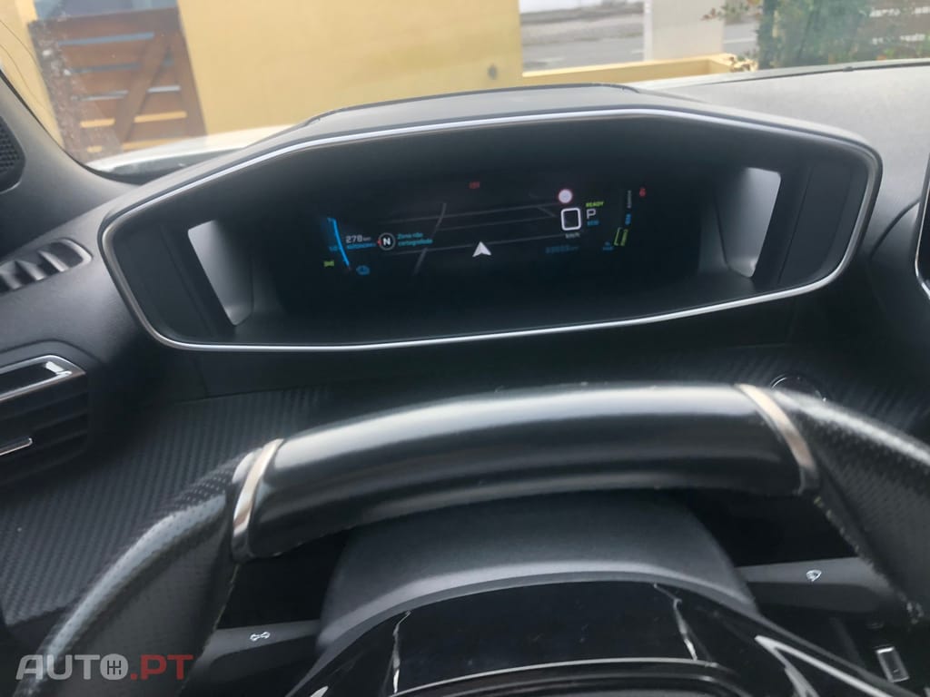 Peugeot E-2008 50 kWh GT