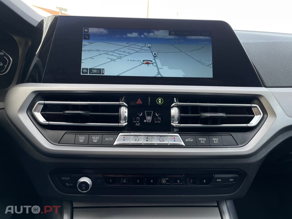BMW 330 e Touring Corporate Edition Auto