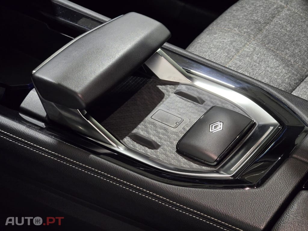 Renault Espace 1.2 E-Tech Full Hybrid Techno