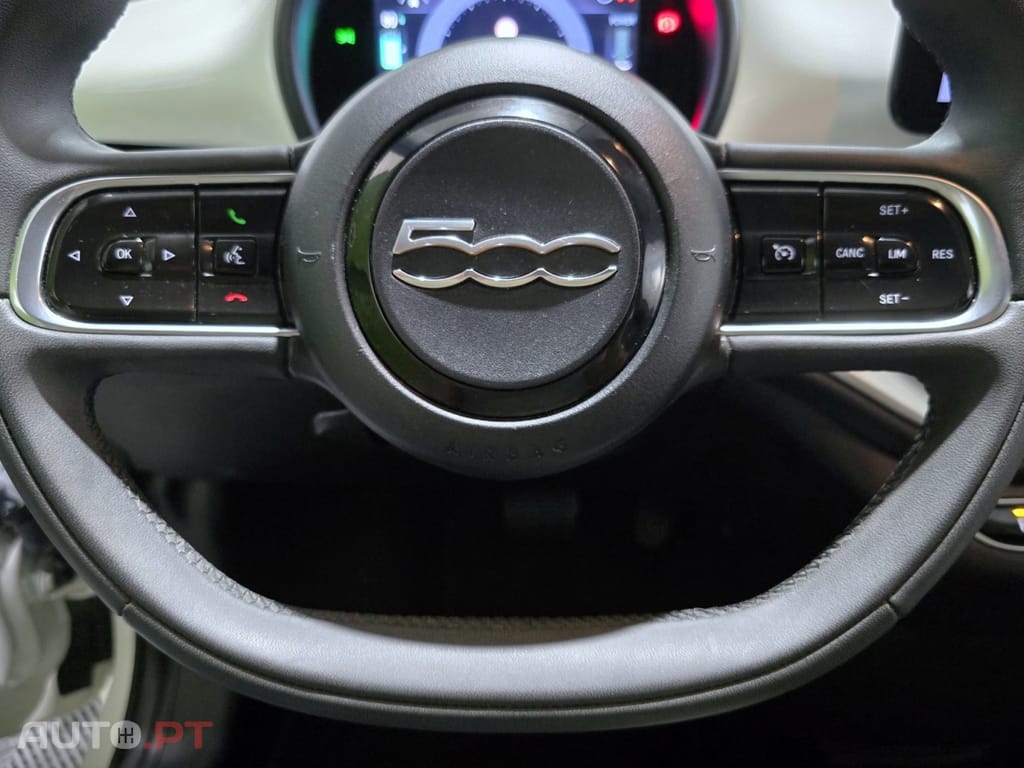Fiat 500e 42 kWh Icon