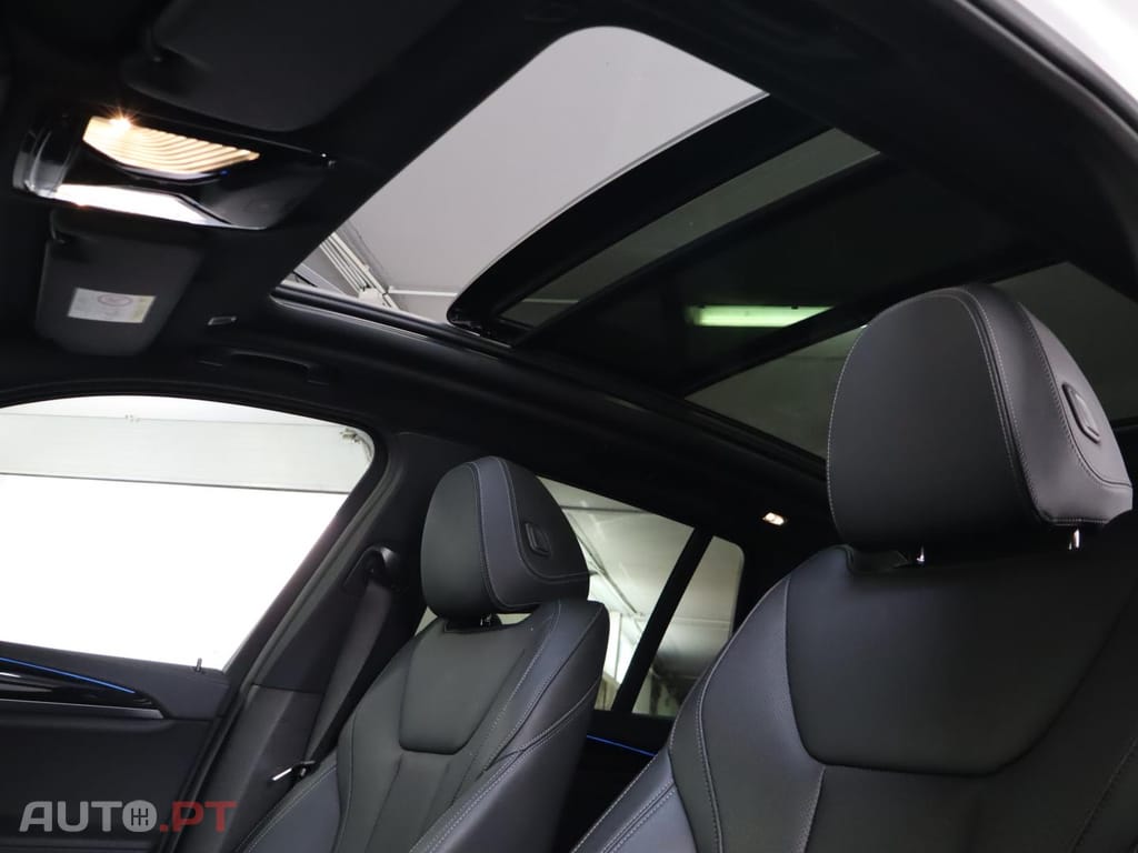 BMW iX3 M Sport Inspiring