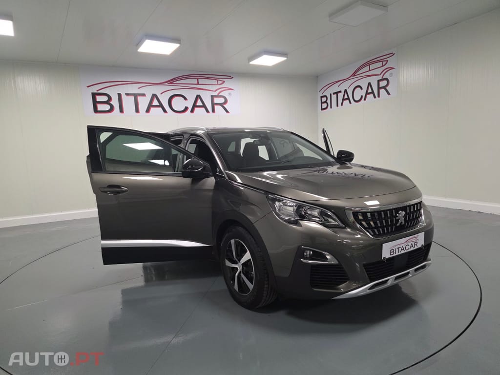 Peugeot 3008 1.5 BlueHDi Active