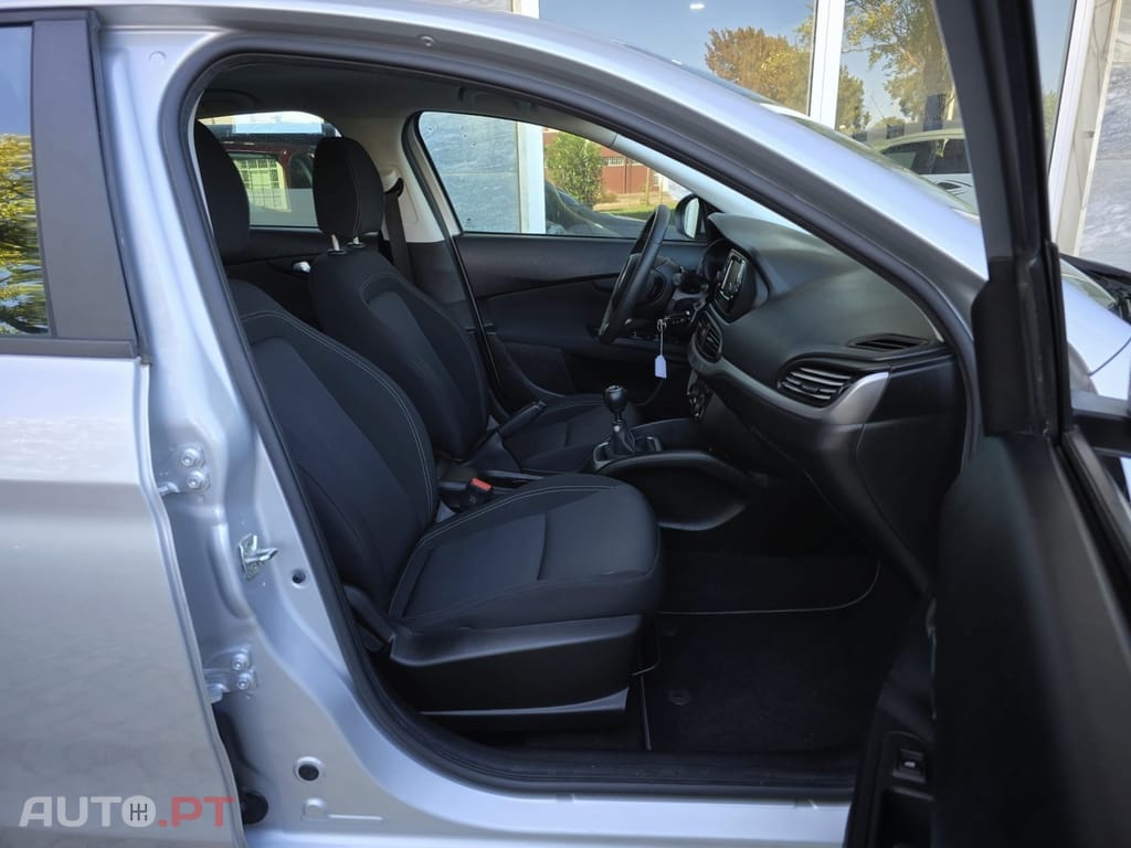 Fiat Tipo 1.4 Easy