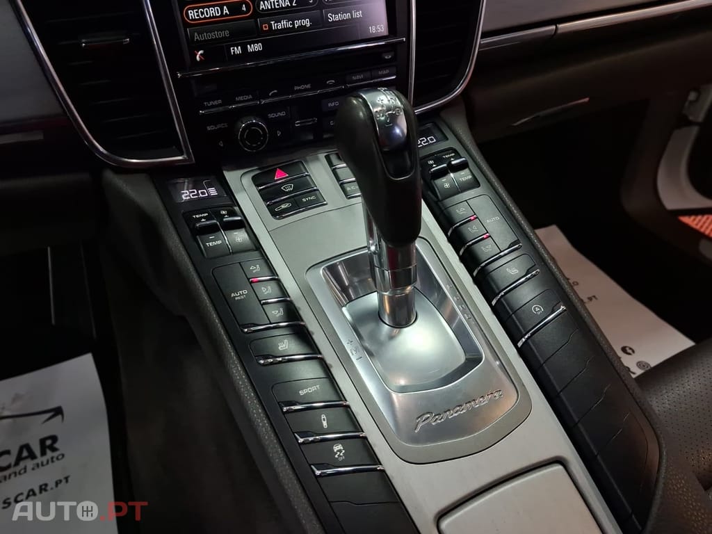 Porsche Panamera 3.0 V6 platinum edition