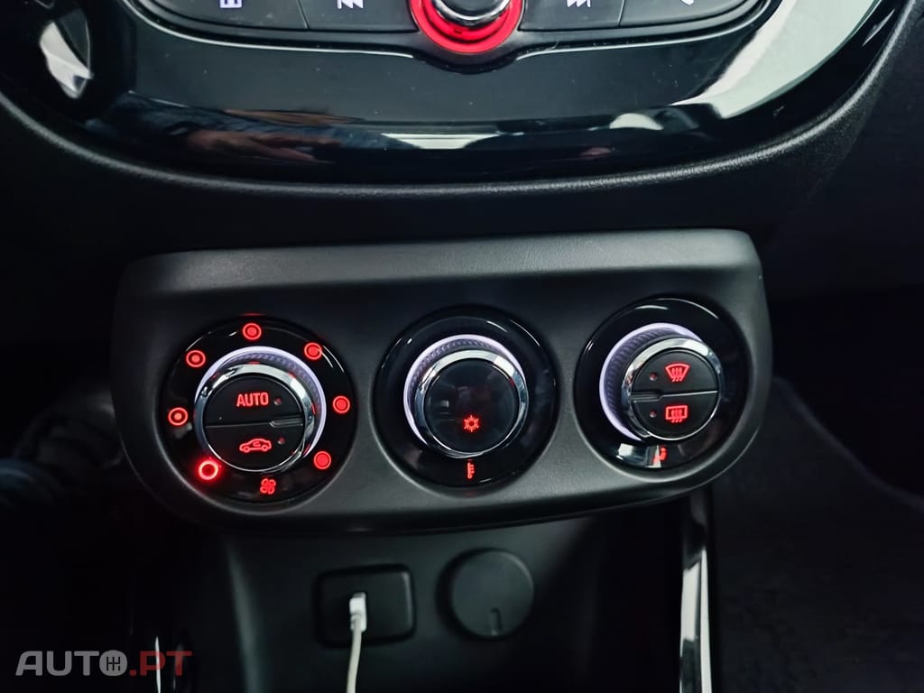 Opel Adam 1.0 S&S Rocks