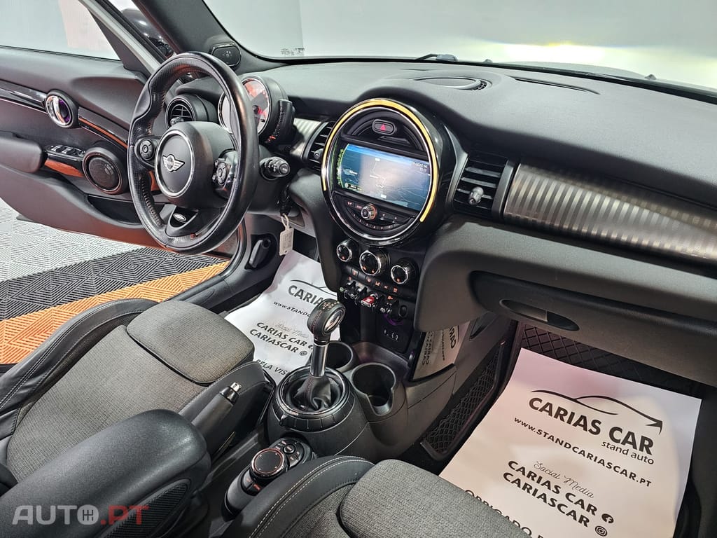 MINI Cooper SD Auto Desportiva