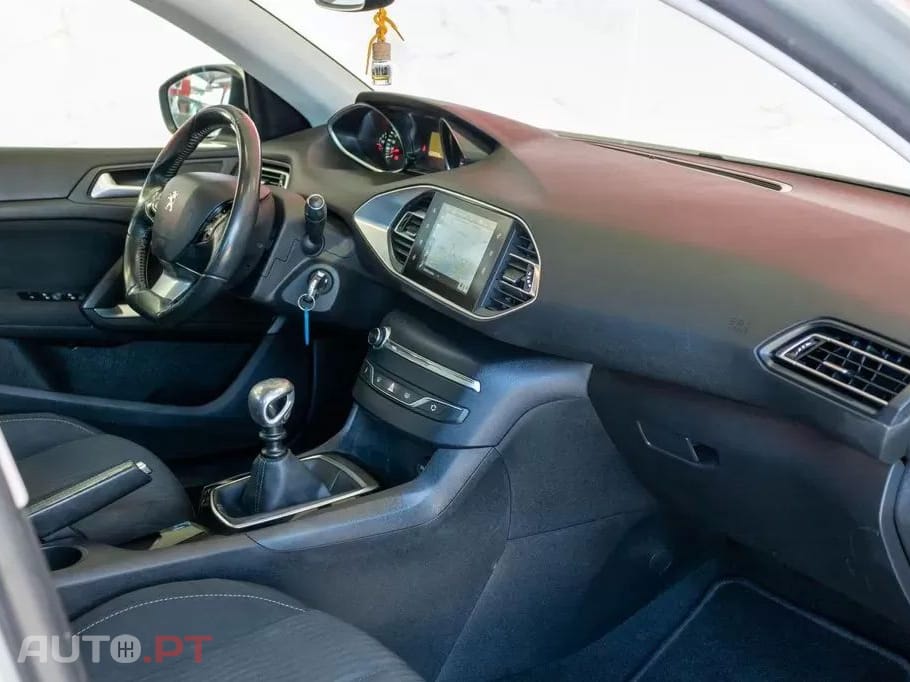 Peugeot 308 1.6 e-HDi Active