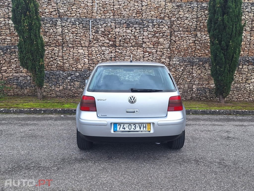 Volkswagen Golf 1.4i Confortline JE+AC