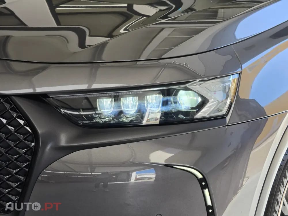 DS DS7 Crossback E-Tense Performance Line EAT8