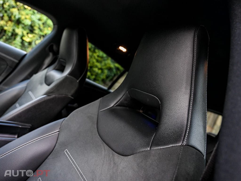 Mercedes-Benz CLA 250 e AMG Line