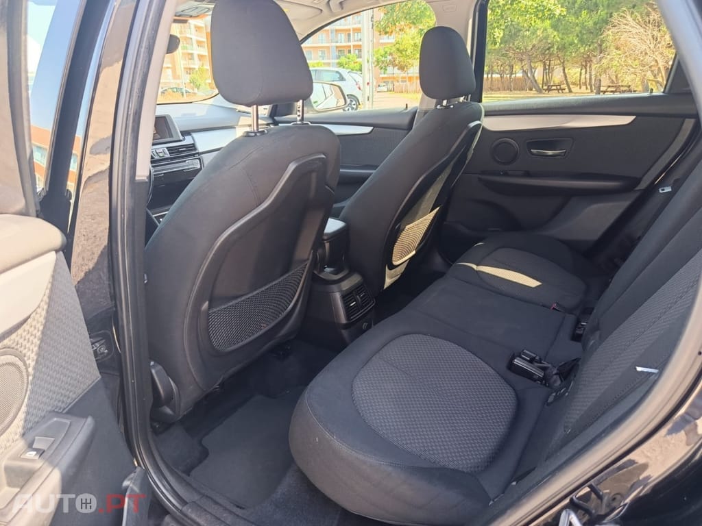 BMW 216 d Advantage