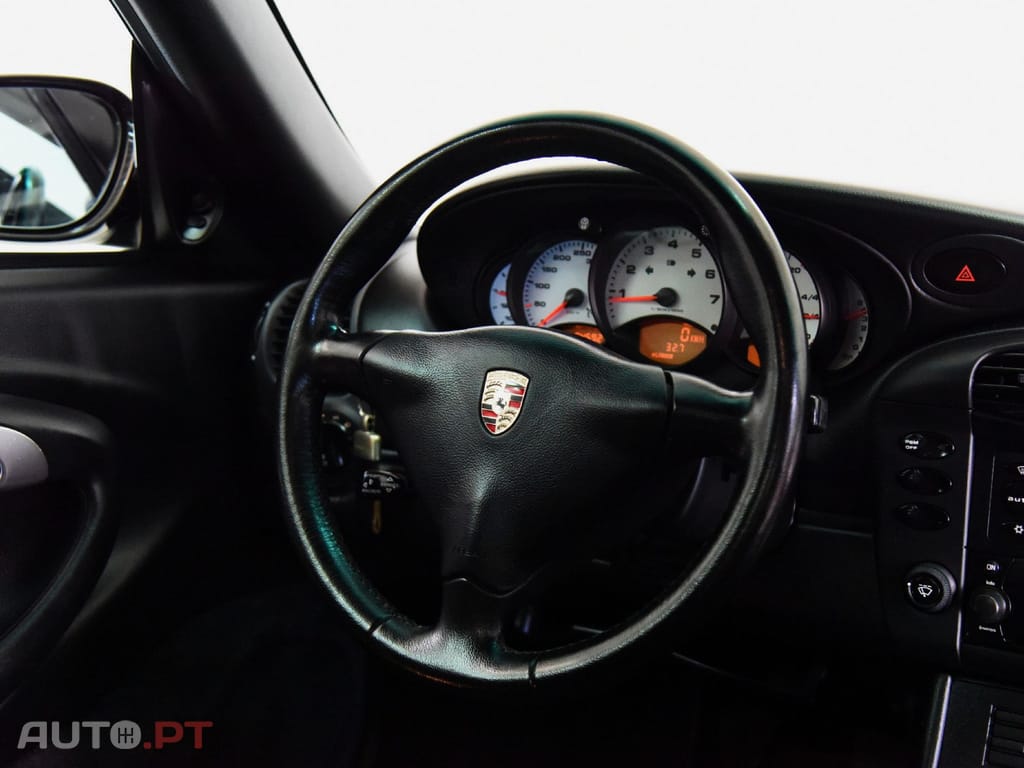 Porsche 996 CARRERA COUPE