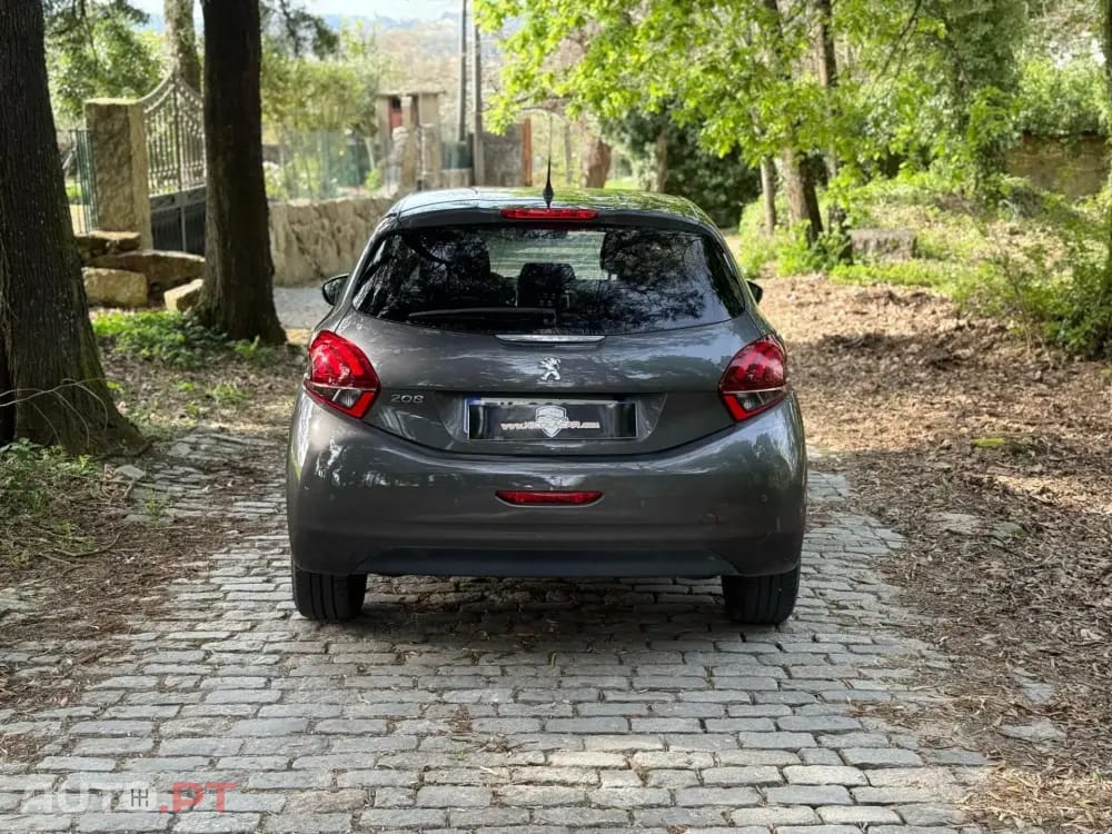 Peugeot 208 PureTech 82 Start & Stop Allure