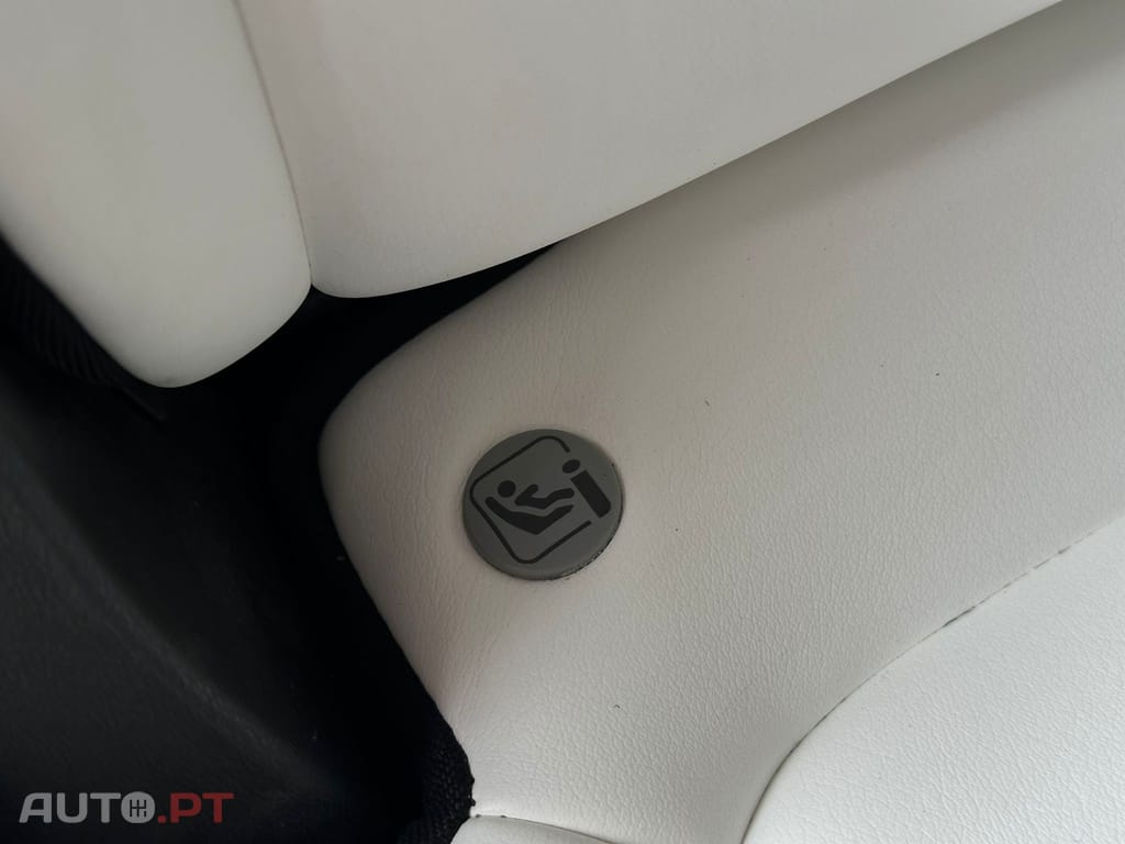 Tesla Model Y Standard RWD