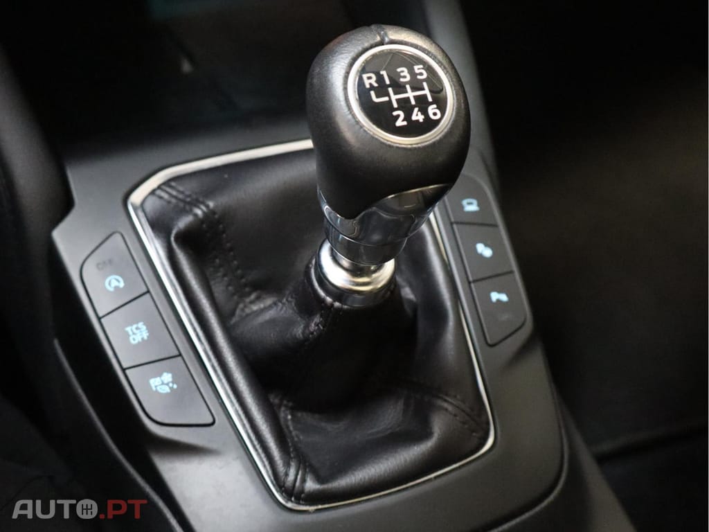 Ford Focus 1.5 TDCI 120cv TITANIUM