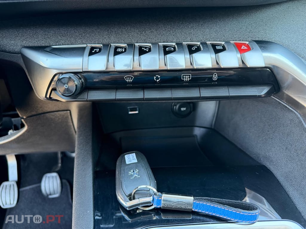 Peugeot 3008 1.5 BlueHDi Allure