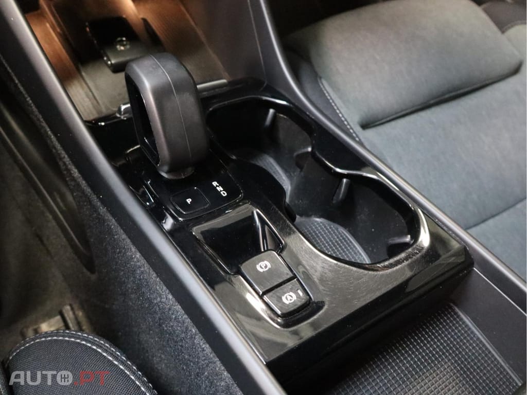 Volvo XC40 1.5 T5 Plus Bright 