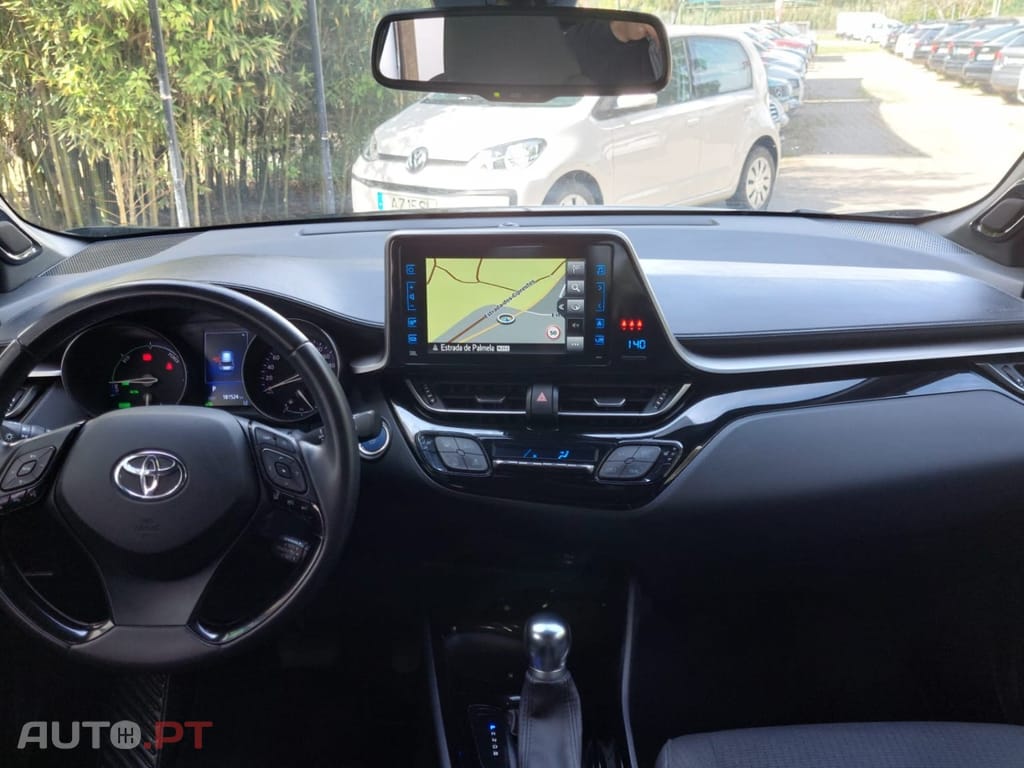 Toyota C-HR 1.8 Hybrid Exclusive