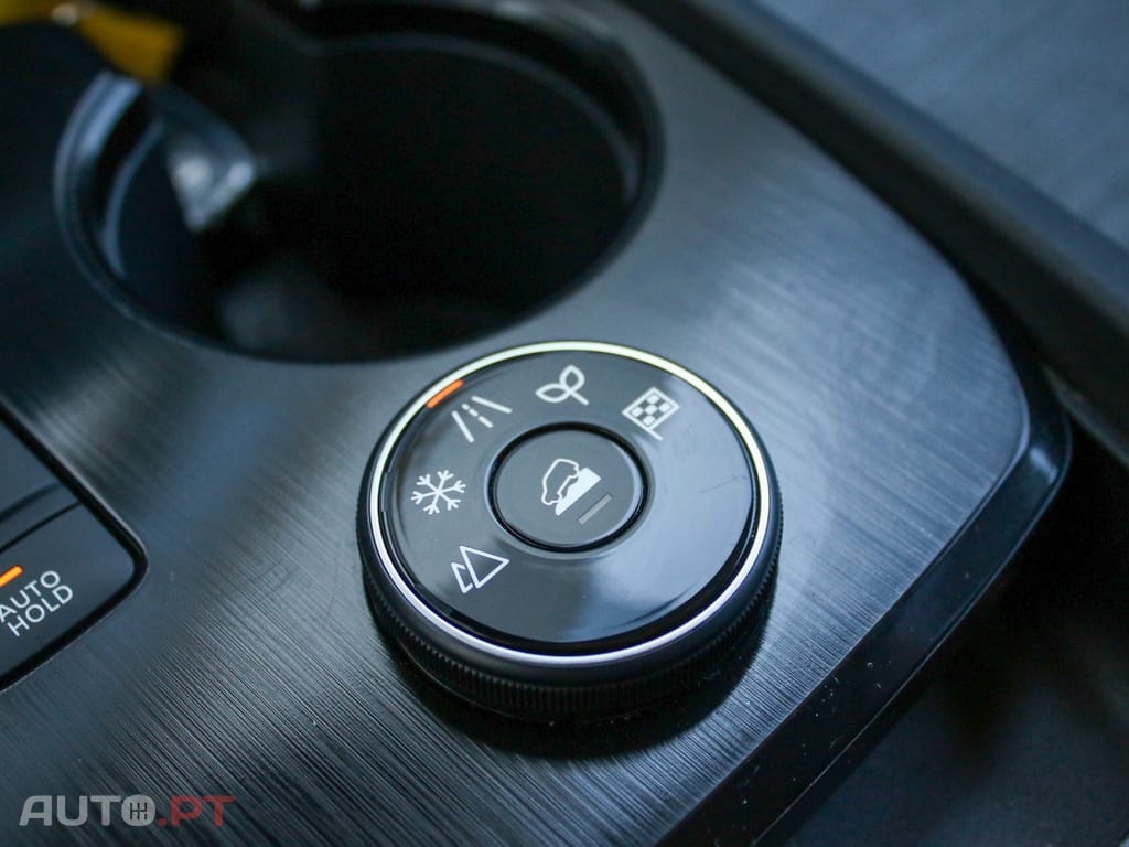 Nissan X-Trail 1.5 e-Power N-Connecta 7L e-4force