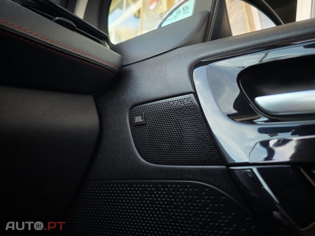 Peugeot 208 1.6 THP GTi