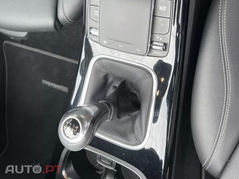 Mercedes-Benz A 180 d Business Solutions