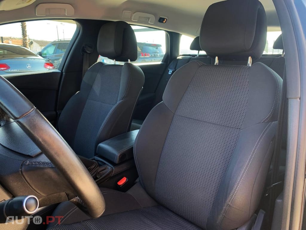 Peugeot 508 SW 1.6 BlueHDi Access